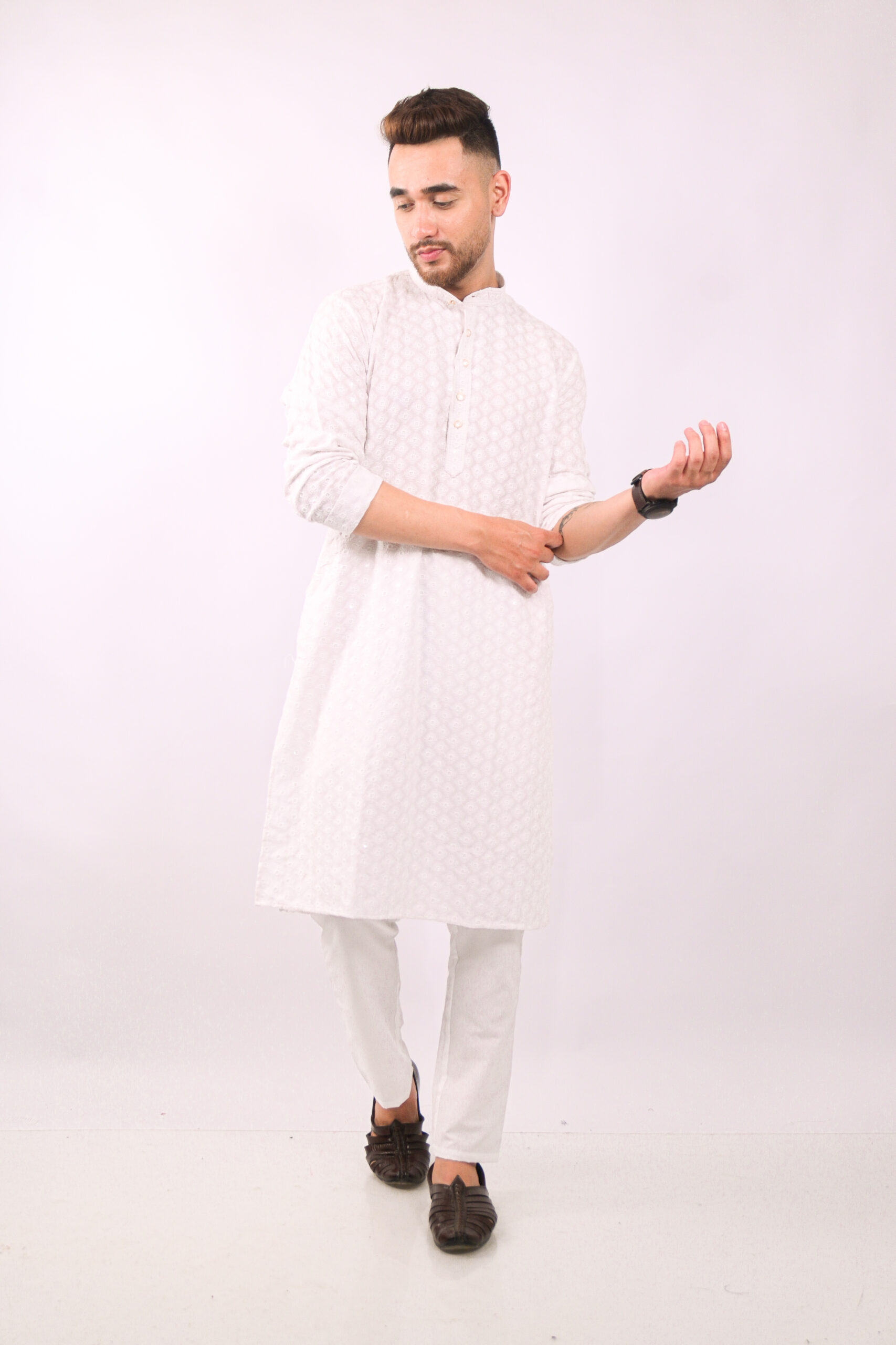 1727903899438 1727903899438