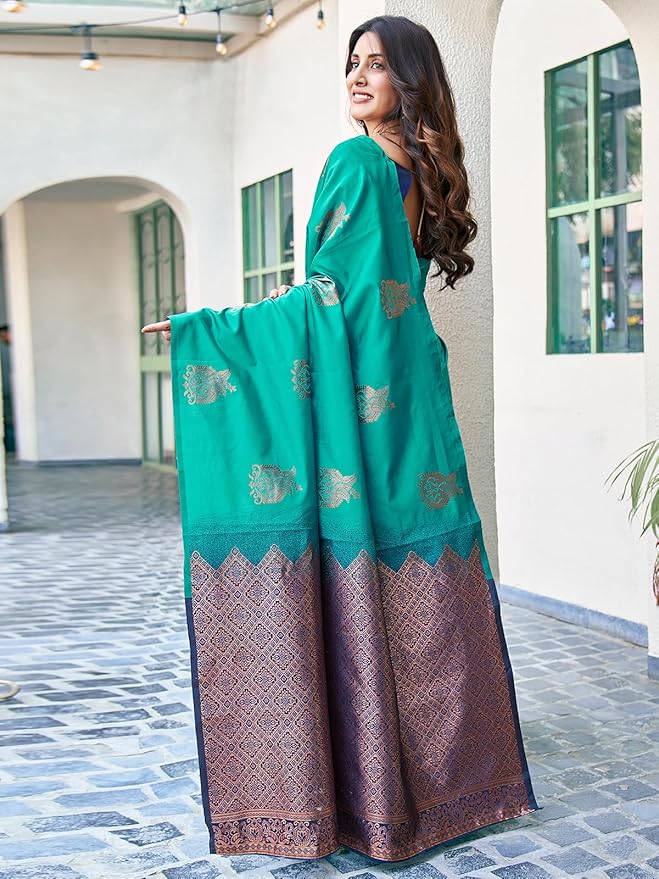 81m6pWzVOcL._SY879_ 81m6pWzVOcL._SY879_